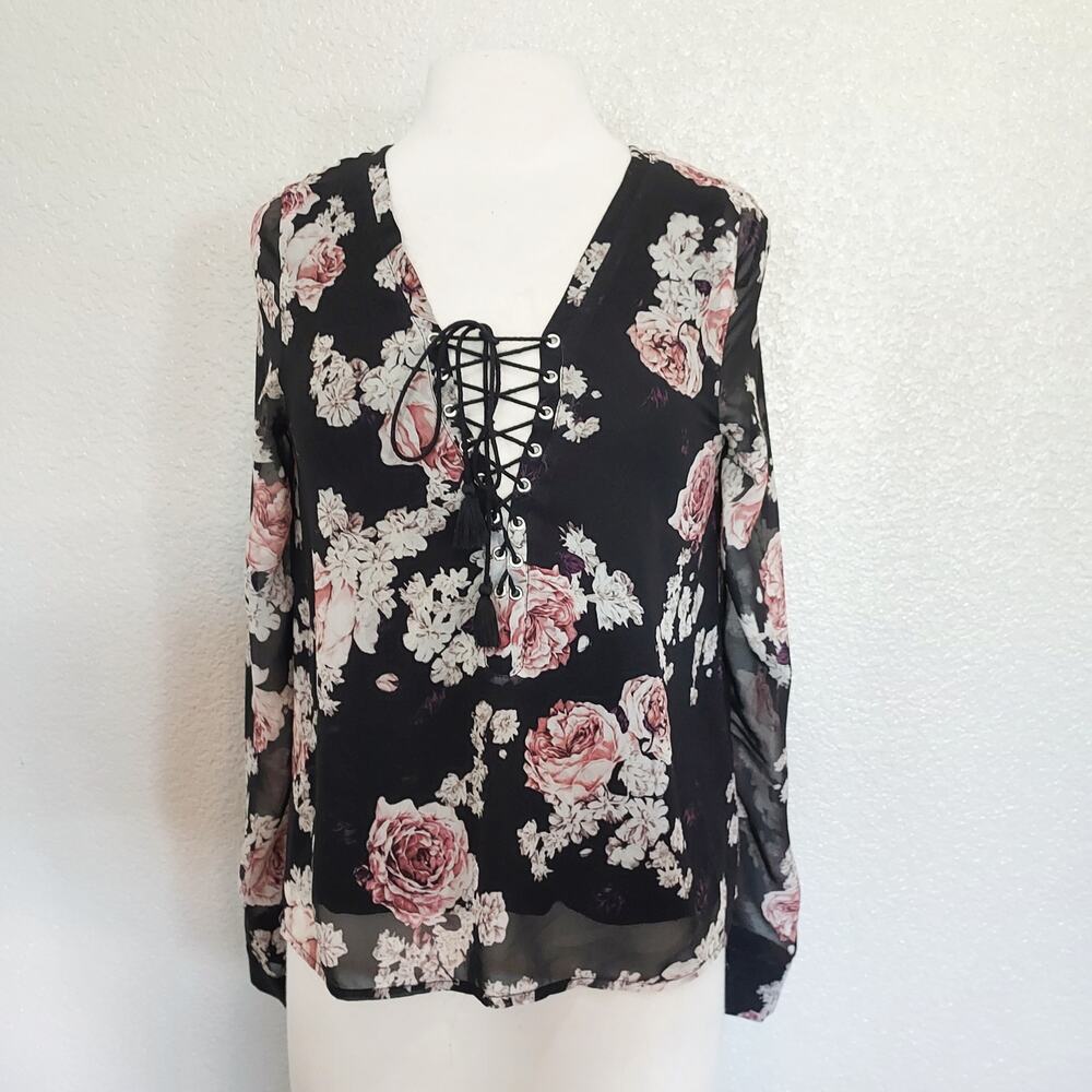 The Jet Set Diaries Black w/Large Pink Flowers Long Sleeve Blouse Size XS
